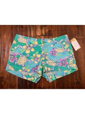 Lilly Pulitzer Walsh Short Green Shorts W/Yellow Turtles & Floral Patterned Sz 2